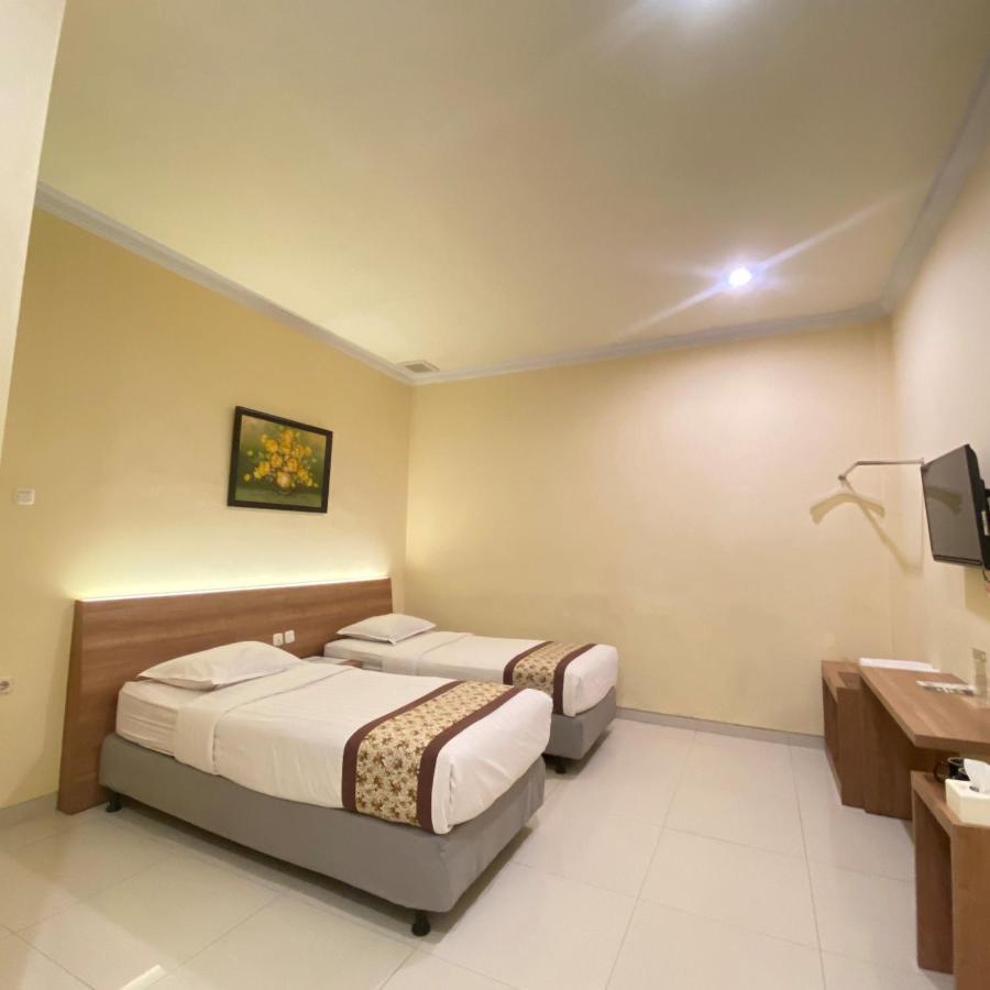 Riverstone Hotel & Cottage Batu  Exterior foto