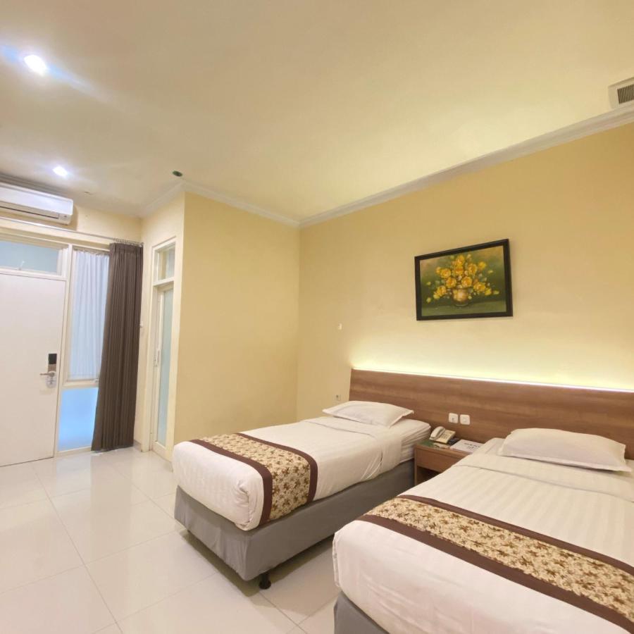 Riverstone Hotel & Cottage Batu  Exterior foto